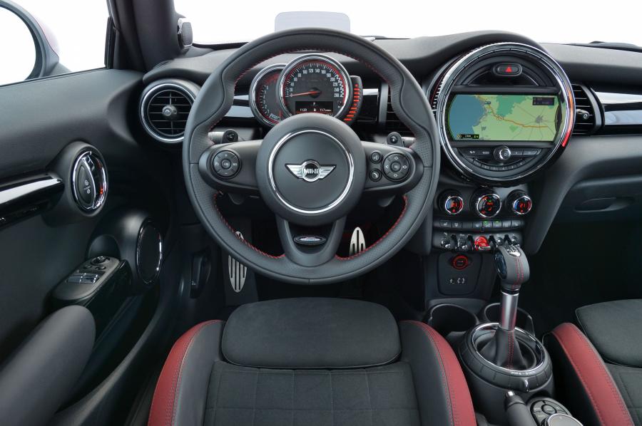  Mini Cooper S JCW 2015 года  (фото 6 из 30)